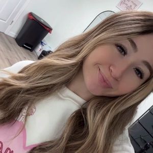 Meet your Posher, Kenzie